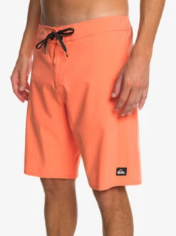 Quiksilver Surfsilk Kaimana 20" Performance Boardshorts 15 Quiksilver Surfsilk Kaimana 20" Performance Boardshorts -Mens Surf Shop eqybs04670 quiksilverw mhv0 frt3