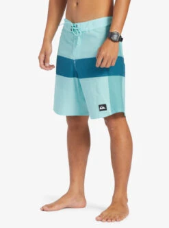 Quiksilver Highline Arch 19" Boardshorts 13 Quiksilver Highline Arch 19" Boardshorts -Mens Surf Shop eqybs04763 quiksilverw bgd7 frt2