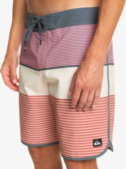 Quiksilver Surfsilk Tijuana 19" Boardshorts -Mens Surf Shop eqybs04779 quiksilverw mpd6 frt3