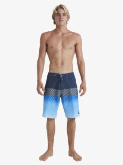 Quiksilver Surfsilk Panel 20" Boardshorts -Mens Surf Shop eqybs04781 quiksilverw bsl6 frt9