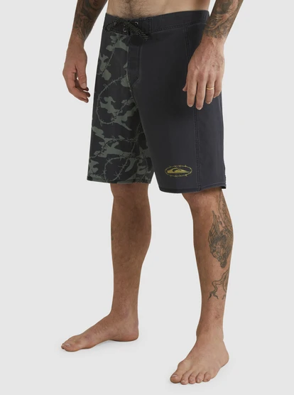 Quiksilver Surfsilk Mikey Arch 19" Boardshorts 11 Quiksilver Surfsilk Mikey Arch 19" Boardshorts - Image 9